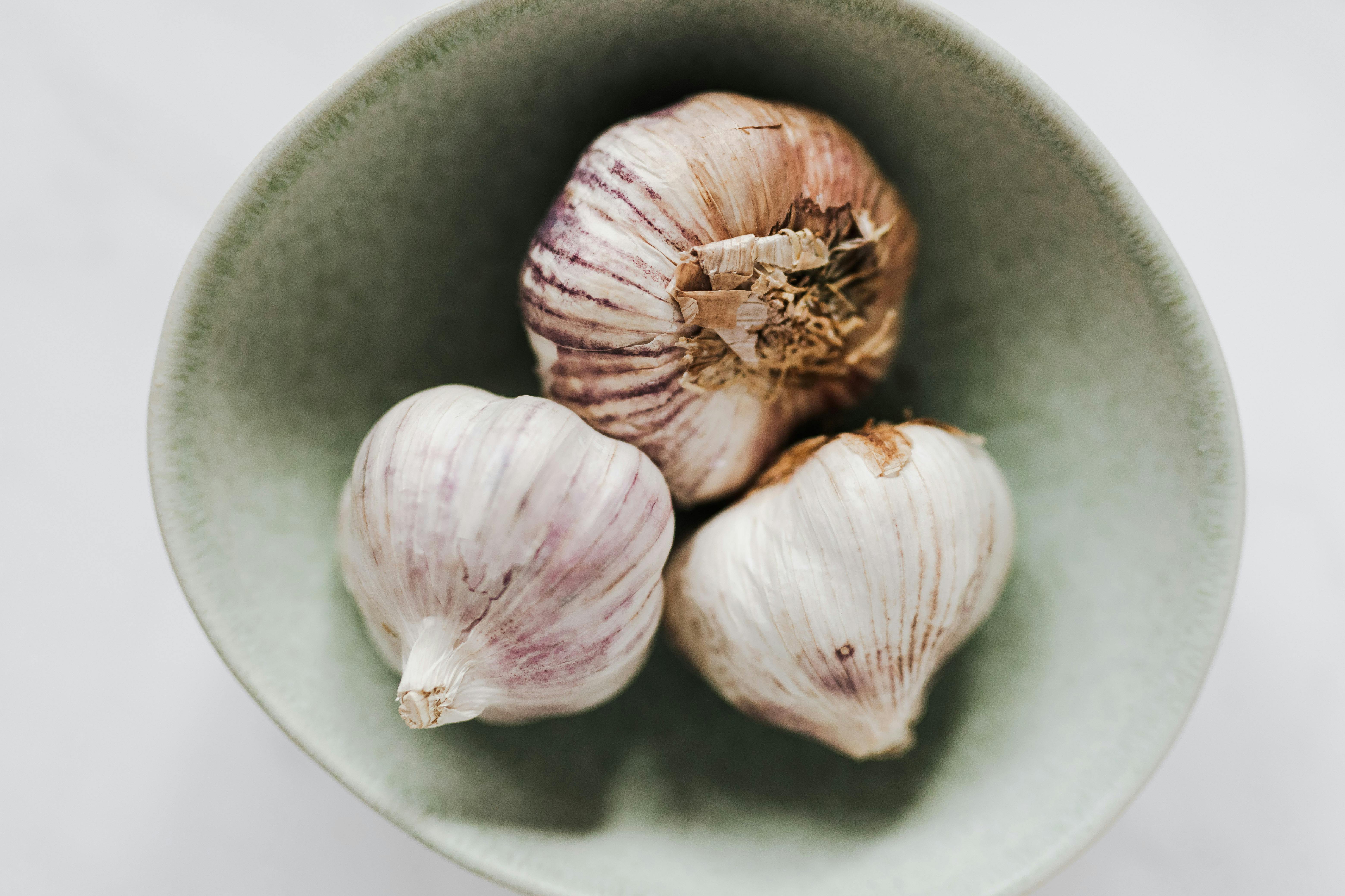 healthy garlic